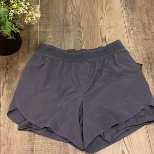 *NWT* workout shorts